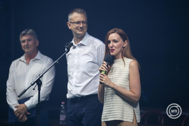 Megkezdődött a VéNégy Fesztivál és Színházi Találkozó Nagymaroson