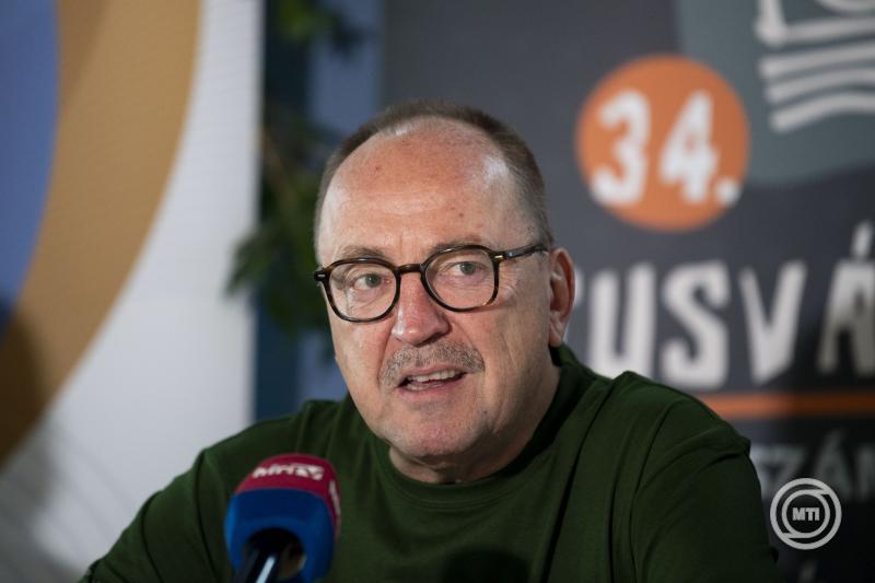 Tusványos - Tájékoztató a 34. Bálványosi Nyári Szabadegyetem és Diáktáborról