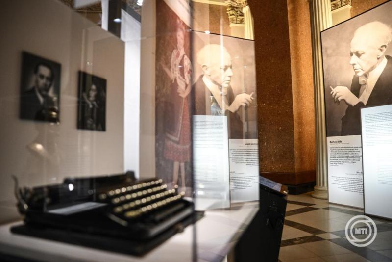 A tengerentúlra vándorolt magyarok sorsát bemutató kiállítás megnyitója a Nemzeti Múzeumban