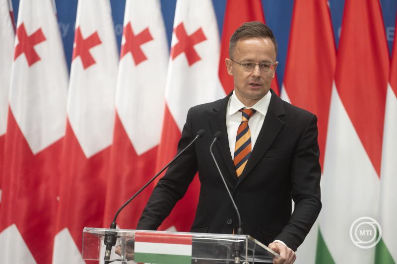 Megállapodást kötöttek a Zöld Energiafolyosóról Budapesten
