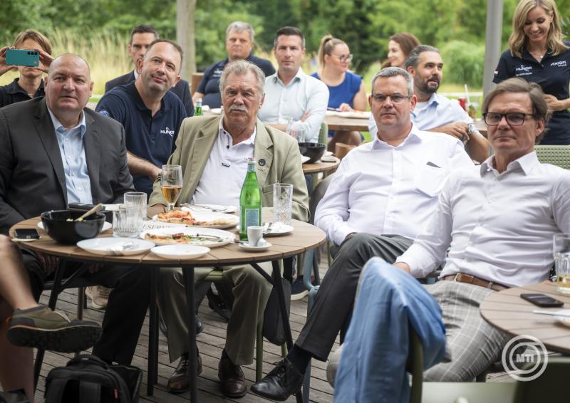 Axiom-4 - Landolt a Kapu Tibort szállító űrkapszula