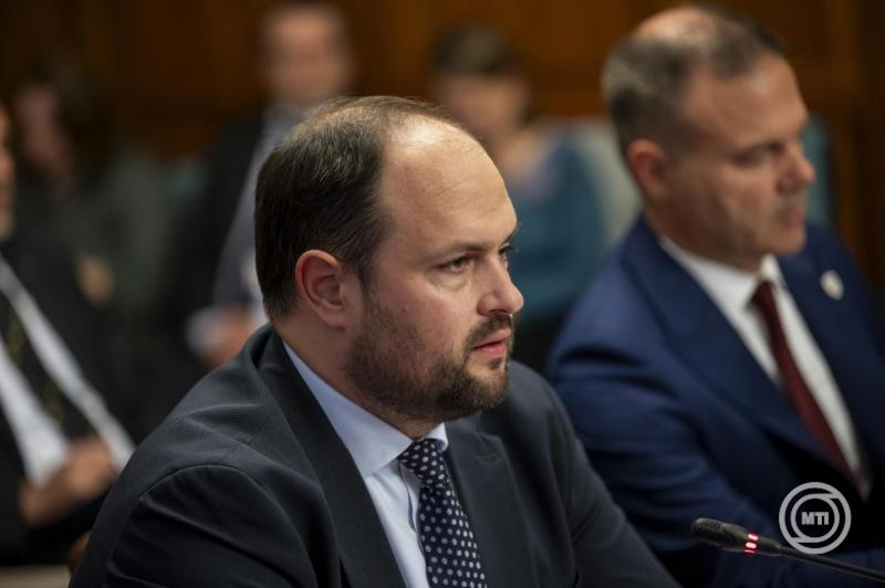 Nacsa Lőrinc beszámolója az Országgyűlés nemzeti összetartozás bizottságának ülésén