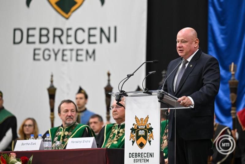 A Debreceni Egyetem tanévnyitó ünnepi szenátusi ülése