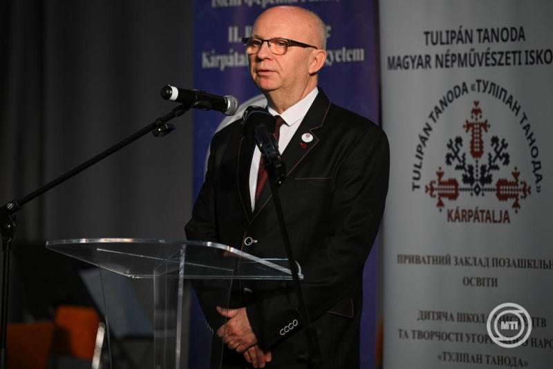 Együttműködést kötött a vásárosnaményi önkormányzat és a kárpátaljai magyar egyetem