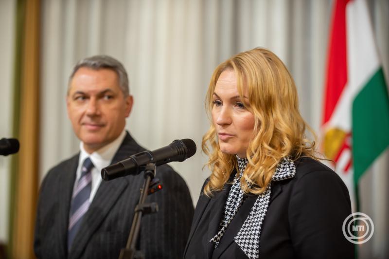 Az „ÉKM-csúcs Baja” plenáris találkozó