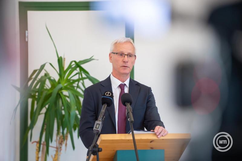 Nemzetiségi és egyházi támogatások bejelentése Baján