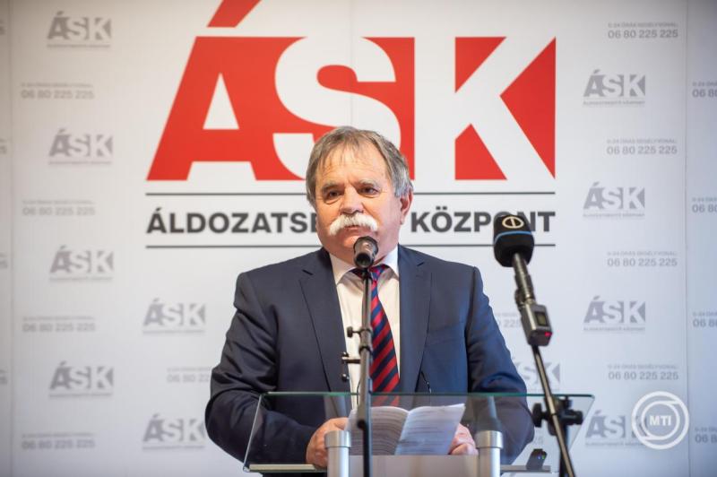 Áldozatsegítő pontot adtak át Baján