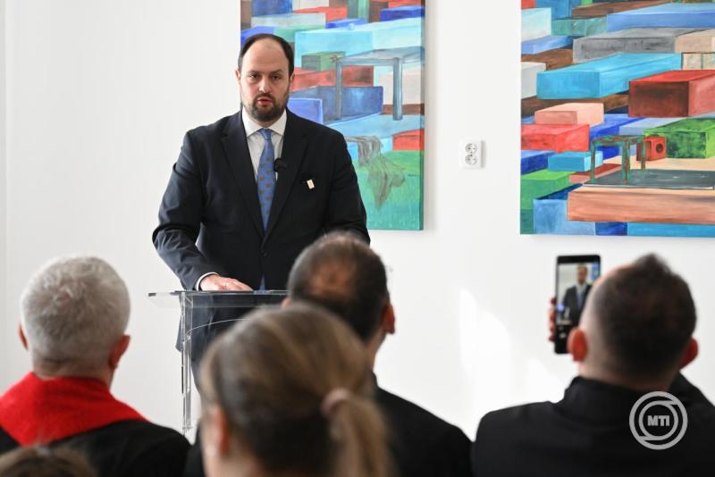 Óvodát és oktatási központot avattak az erdélyi Fogarason