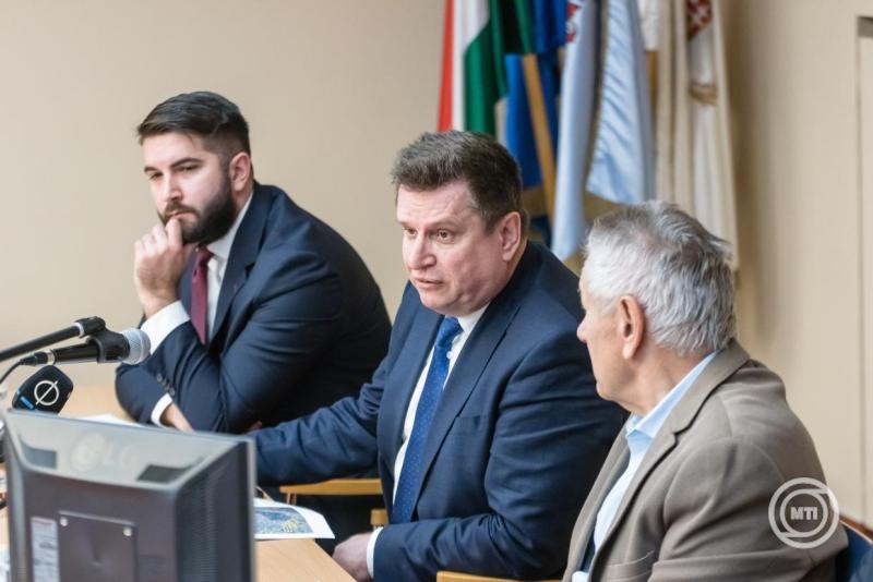 Élhetőbbé és zöldebbé válik Ajka egy hatmilliárd forintos fejlesztésnek köszönhetően