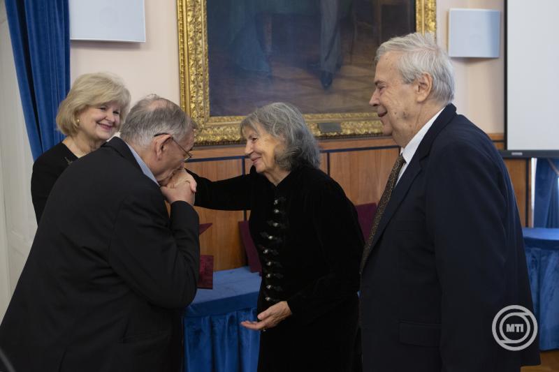 Átadták a Bethlen Gábor Alapítvány idei díjait