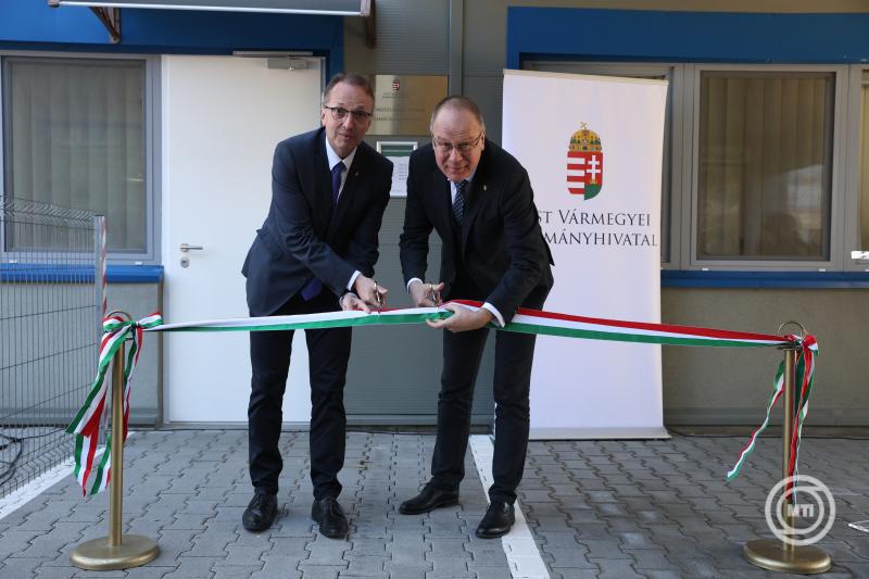 Átadták a Budaörsi Kormányablak gépjármű-ügyintézési pontot