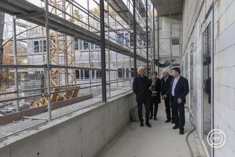 A pesthidegkúti református templom és gyülekezeti ház bokrétaünnepe