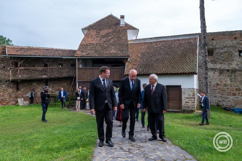 Sulyok Tamás államfő Erdélyben