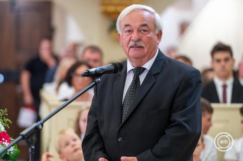 A magyar kormány támogatásával épített sportcsarnokot avattak az erdélyi Tordán