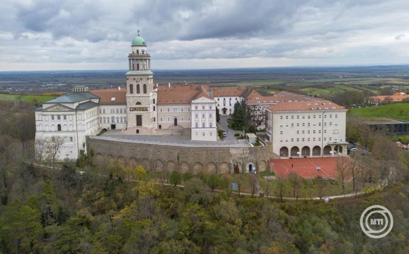 A Pannonhalmi Faptsg