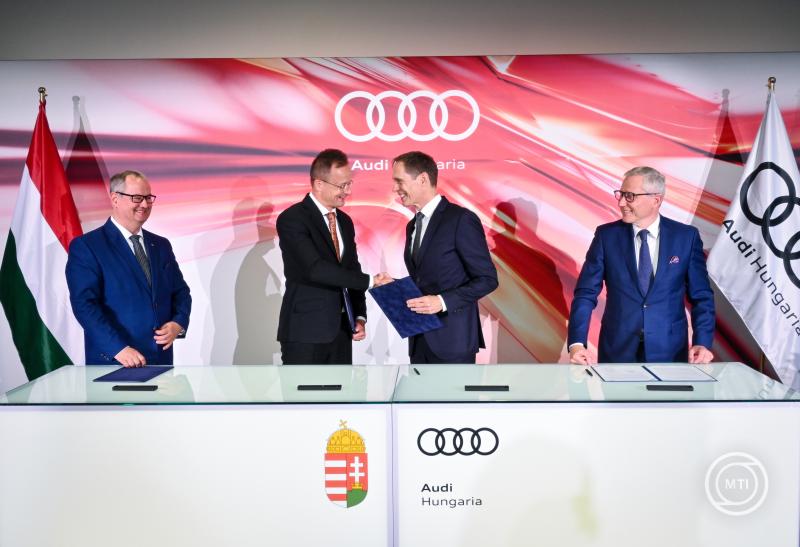 A kormány új stratégiai együttműködési megállapodást kötött az Audival