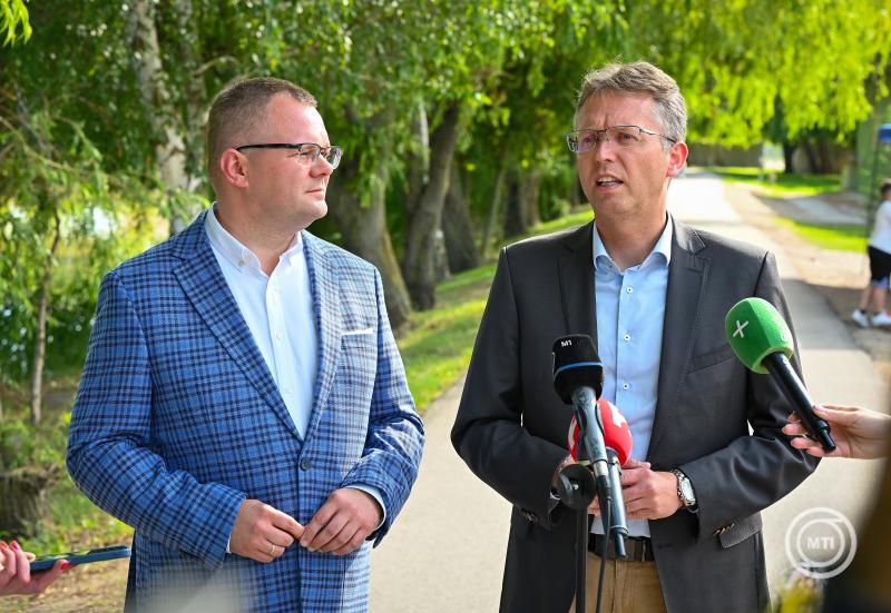 Országjárás - Hankó Balázs sajtótájékoztatója Győr-Gyirmóton