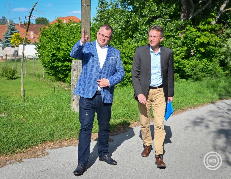 Országjárás - Hankó Balázs sajtótájékoztatója Győr-Gyirmóton