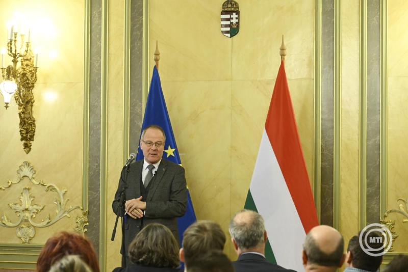 Vis maior támogatást kapott hatvanegy önkormányzat