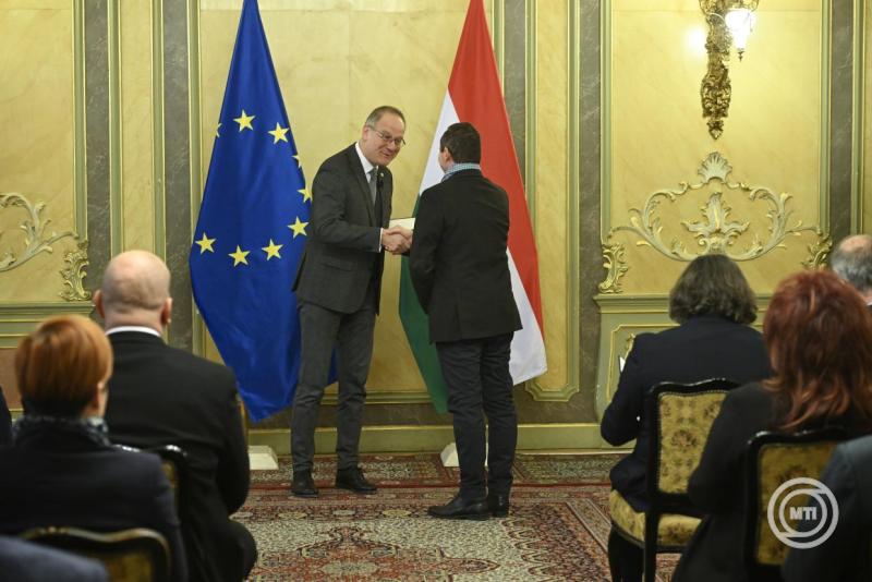Vis maior támogatást kapott hatvanegy önkormányzat