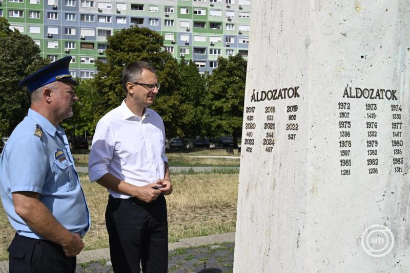 Sajtótájékoztató a baleset-megelőzésről Budapesten