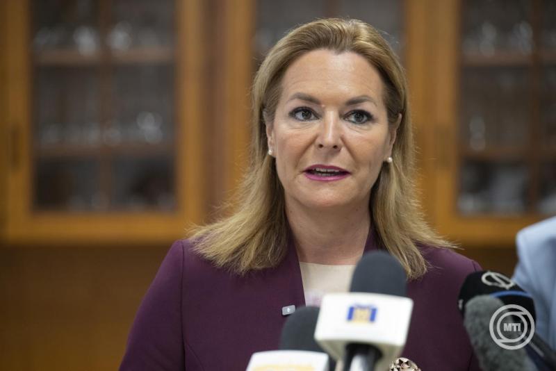 Felújítják a Petzelt József Technikum és Szakképző Iskola épületét Szentendrén