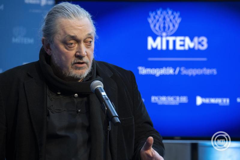 A történelem színpadán - a magyar színjátszás a kommunista diktatúra árnyékában címmel kiállítás a Nemzeti Színházban