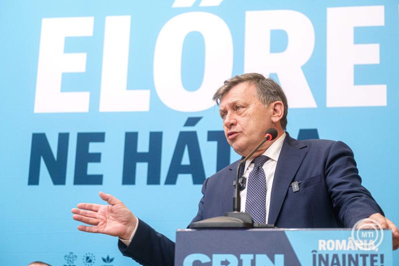 Crin Antonescu, a román kormánykoalíció államfőjelöltjének látogatása Hargita megyében