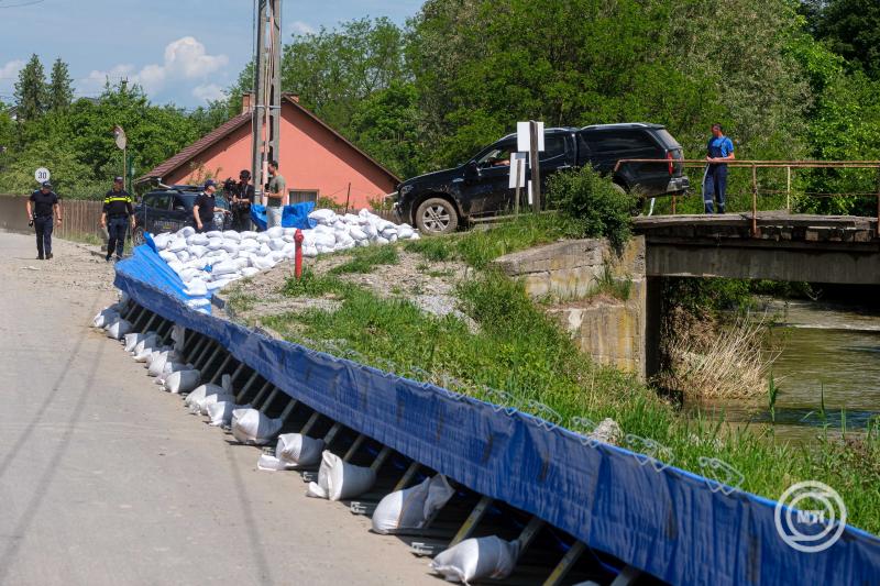 Parajd - Nem keletkeztek újabb beomlások a régi bányarésznél, de a korábbiak növekedtek