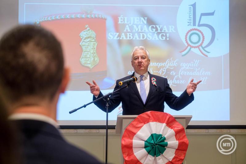 Március 15. - Állami kitüntetéseket adott át Semjén Zsolt Csíkszeredában