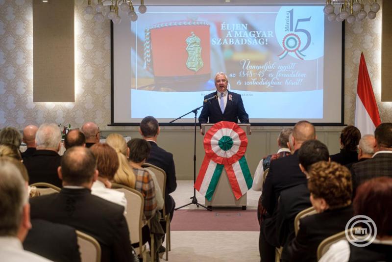 Március 15. - Állami kitüntetéseket adott át Semjén Zsolt Csíkszeredában