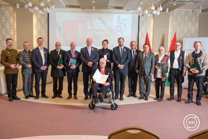 Március 15. - Állami kitüntetéseket adott át Semjén Zsolt Csíkszeredában