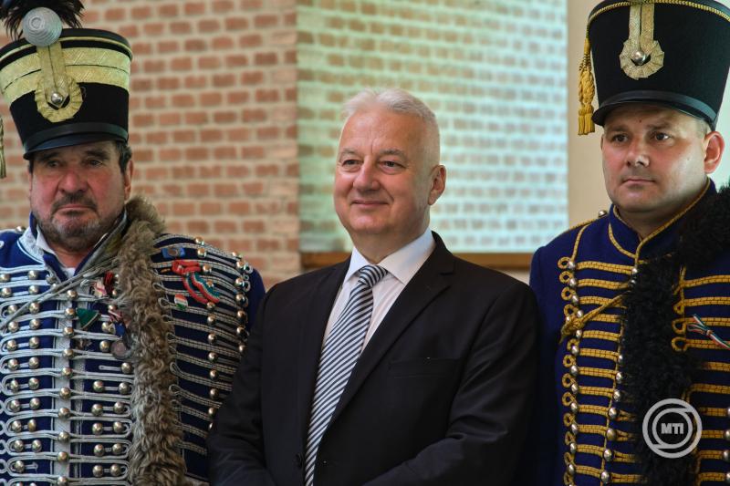 Nemzeti összetartozás napja - Megemlékezés Szarvason