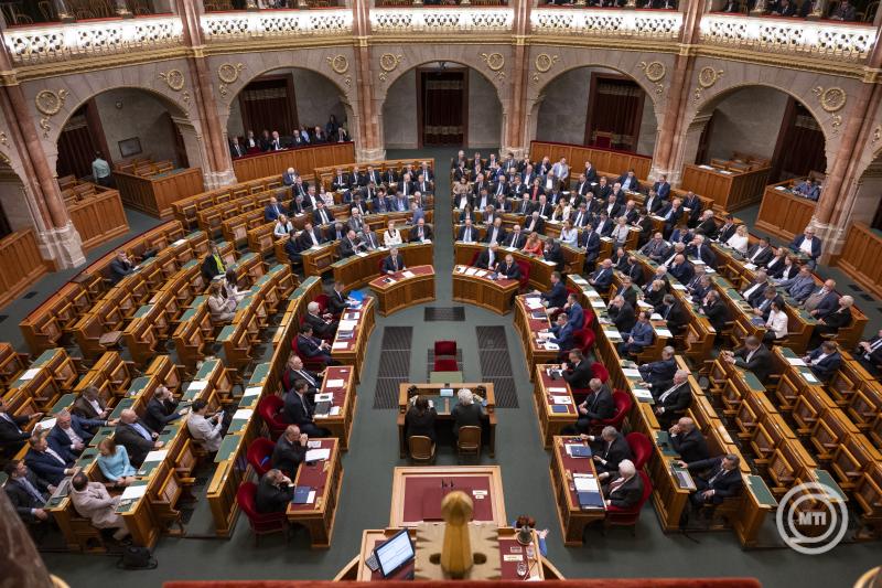Az Országgyűlés plenáris ülése