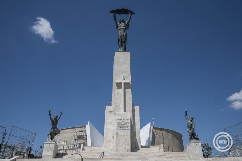 A megjul Citadella sajtbejrsa