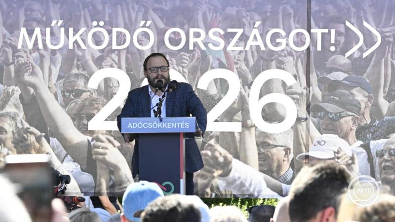 A Tisza Párt rendezvénye Kötcsén