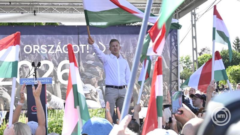 A Tisza Párt rendezvénye Kötcsén