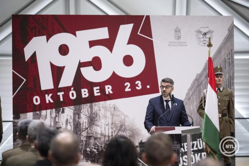 Október 23. - A Honvédelmi Minisztérium központi ünnepsége