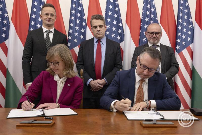 Hosszú távú cseppfolyósított földgázszállítási megállapodást írt alá az MVM az amerikai Chevronnal