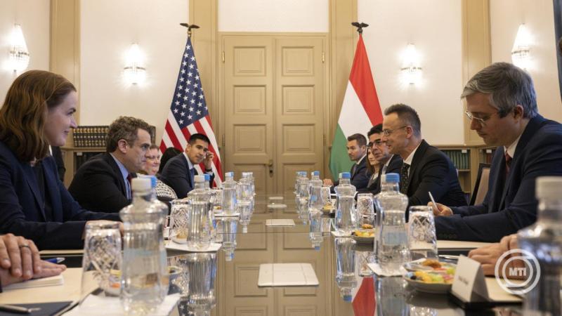 Hosszú távú cseppfolyósított földgázszállítási megállapodást írt alá az MVM az amerikai Chevronnal