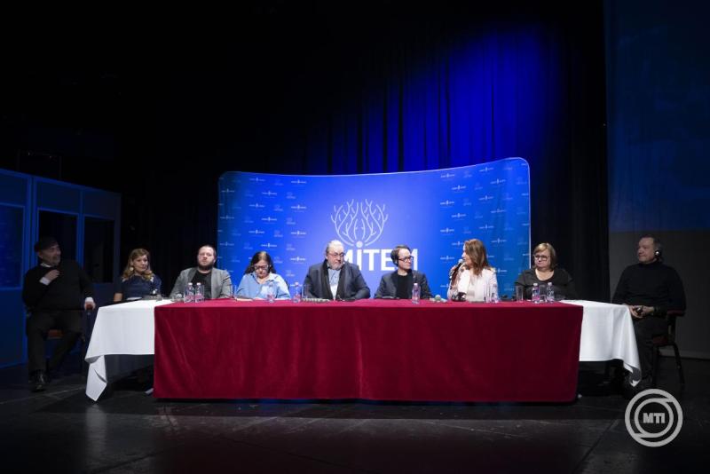 A Madách nemzetközi színházi találkozó sajtótájékoztatója a Nemzeti Színházban