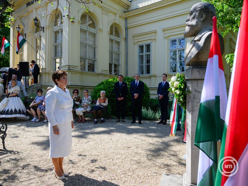 Megkezdődtek a 34. Jókai Napok Balatonfüreden
