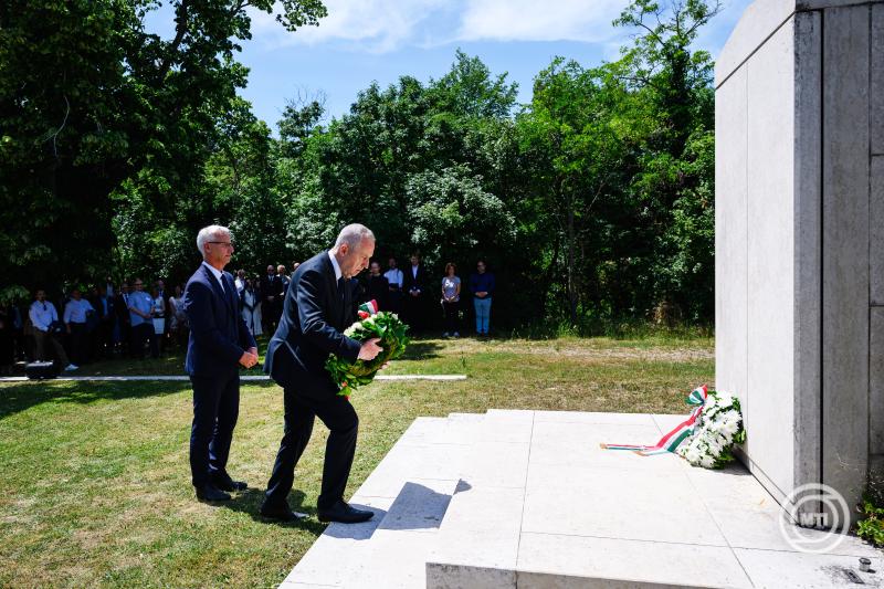 Nemzeti összetartozás napja - Megemlékezés Tihanyban