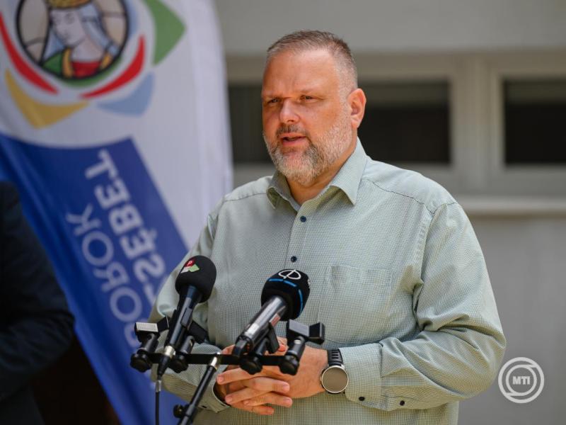 Hazai és határon túli magyar gyerekek a zánkai Erzsébet-táborban