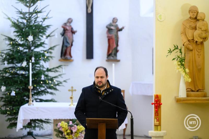 Pálos tematikus zarándokutakat adtak át Balatonszemesen