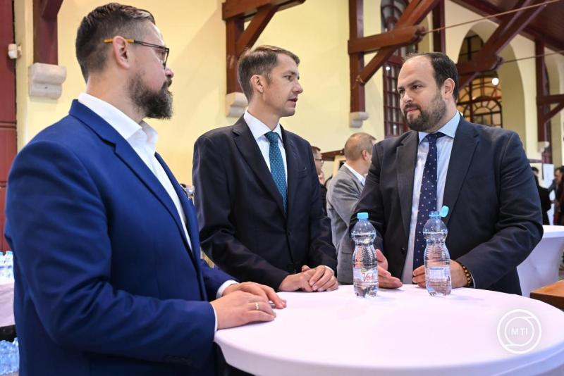 Gazdasági konferencia a vajdasági Palicson