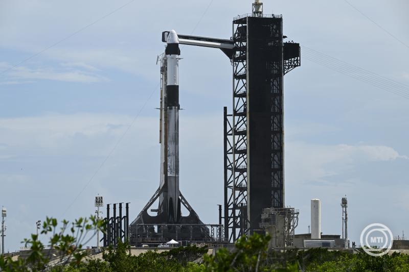 Elhalasztották a SpaceX űrrakéta kilövését