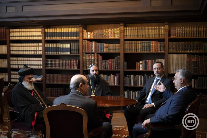 Orbán Viktor a szír ortodox egyház vezetőjével tárgyalt