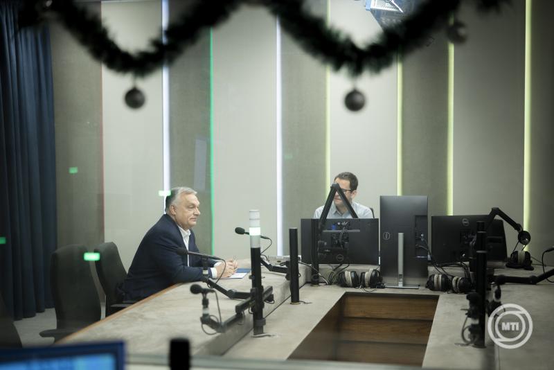 Miniszterelnöki interjú a Kossuth rádióban