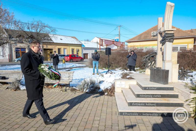 Megemlékezés a magyarországi németek elhurcolásának 80. évfordulóján Bonyhádon